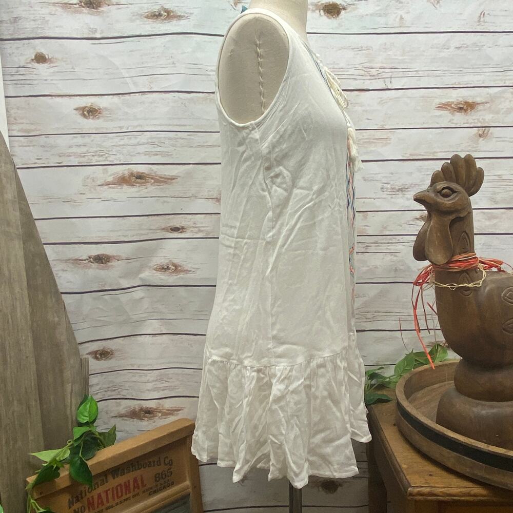 Flying Tomato Embroidered Mini Dress Small BoHo Sleeveless Ivory Ruffled Hem - Picture 6 of 12